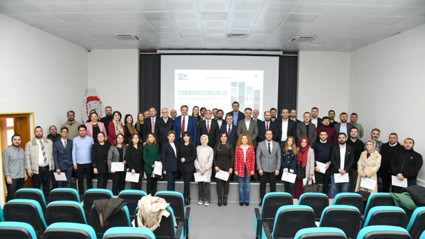 Sürdürülebilirlik Çalışmalarına Katkı Sunan Meslek Yüksekokulu Öğretim Elemanlarımıza Teşekkür Belgesi Verildi