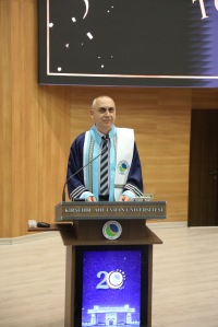 Geleceğe Umutla Bakan Meslek Yüksekokulumuz Mezunları Kep Attı